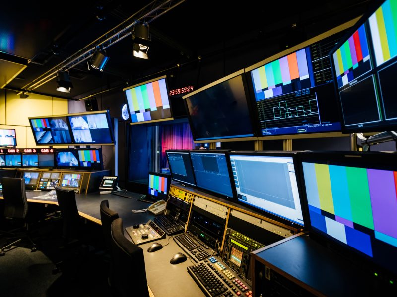 Exploring the Impact of Technology on Sports Broadcasting